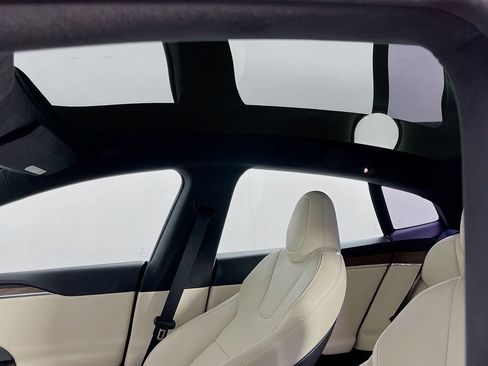 Used 2022 Tesla Model S AWD/4WD image 22