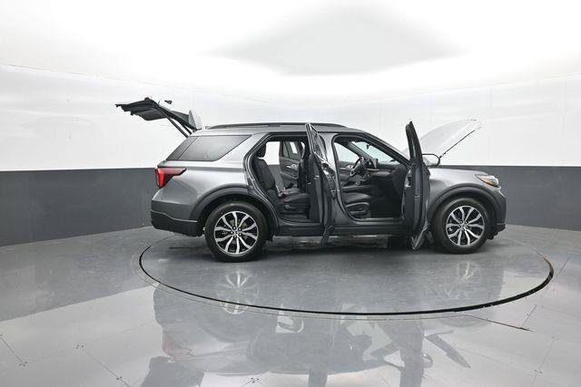 New 2026 Ford Explorer ST-Line RWD image 37