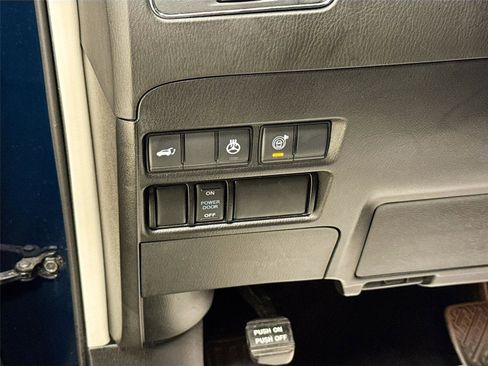 Used 2024 INFINITI QX80 Luxe image 10