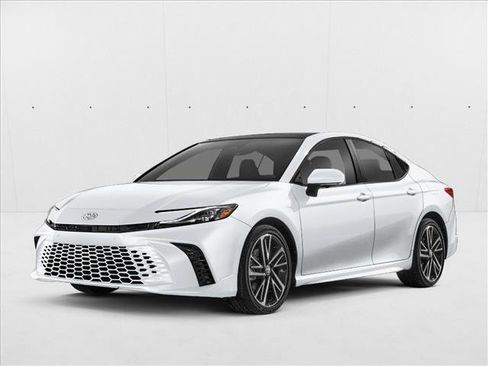 Used 2025 Toyota Camry XSE AWD/4WD image 1