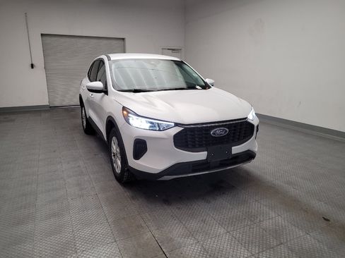 Used 2024 Ford Escape Active AWD/4WD image 14