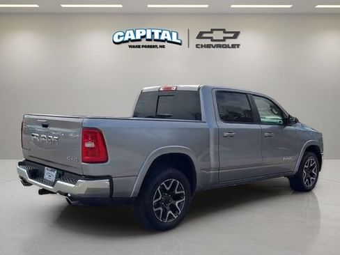 Used 2025 RAM 1500 Laramie AWD/4WD image 5