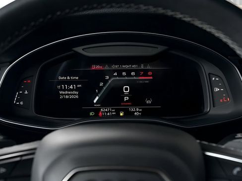 Used 2023 Audi Q8 Premium Plus image 35