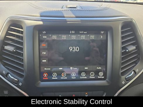 Used 2022 Jeep Cherokee Latitude Lux w/ Sun & Sound Group AWD/4WD image 20