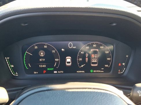 Used 2025 Honda Accord Sport image 21