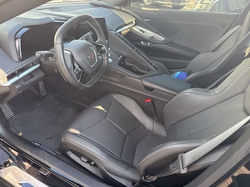 Used 2023 Chevrolet Corvette Stingray Coupe w/ 1LT image 3