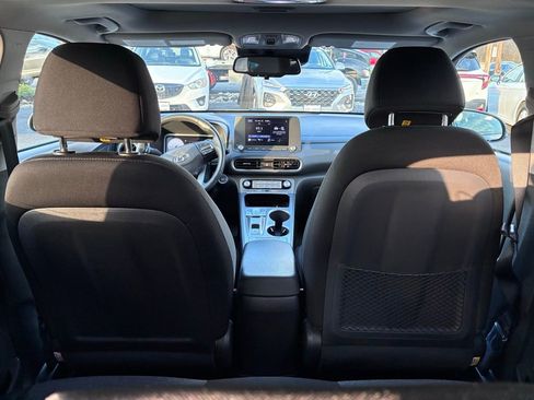Used 2022 Hyundai Kona SEL w/ Convenience Package image 16