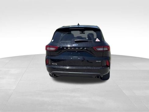 Used 2023 Ford Escape ST-Line Select w/ Tech Pack #2 AWD/4WD image 7