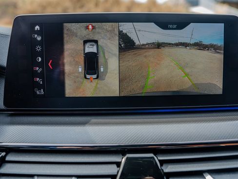 Used 2018 BMW M5 w/ Executive Package image 22