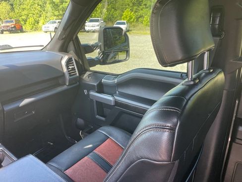 Used 2018 Ford F150 XLT w/ Equipment Group 302A Luxury AWD/4WD image 22