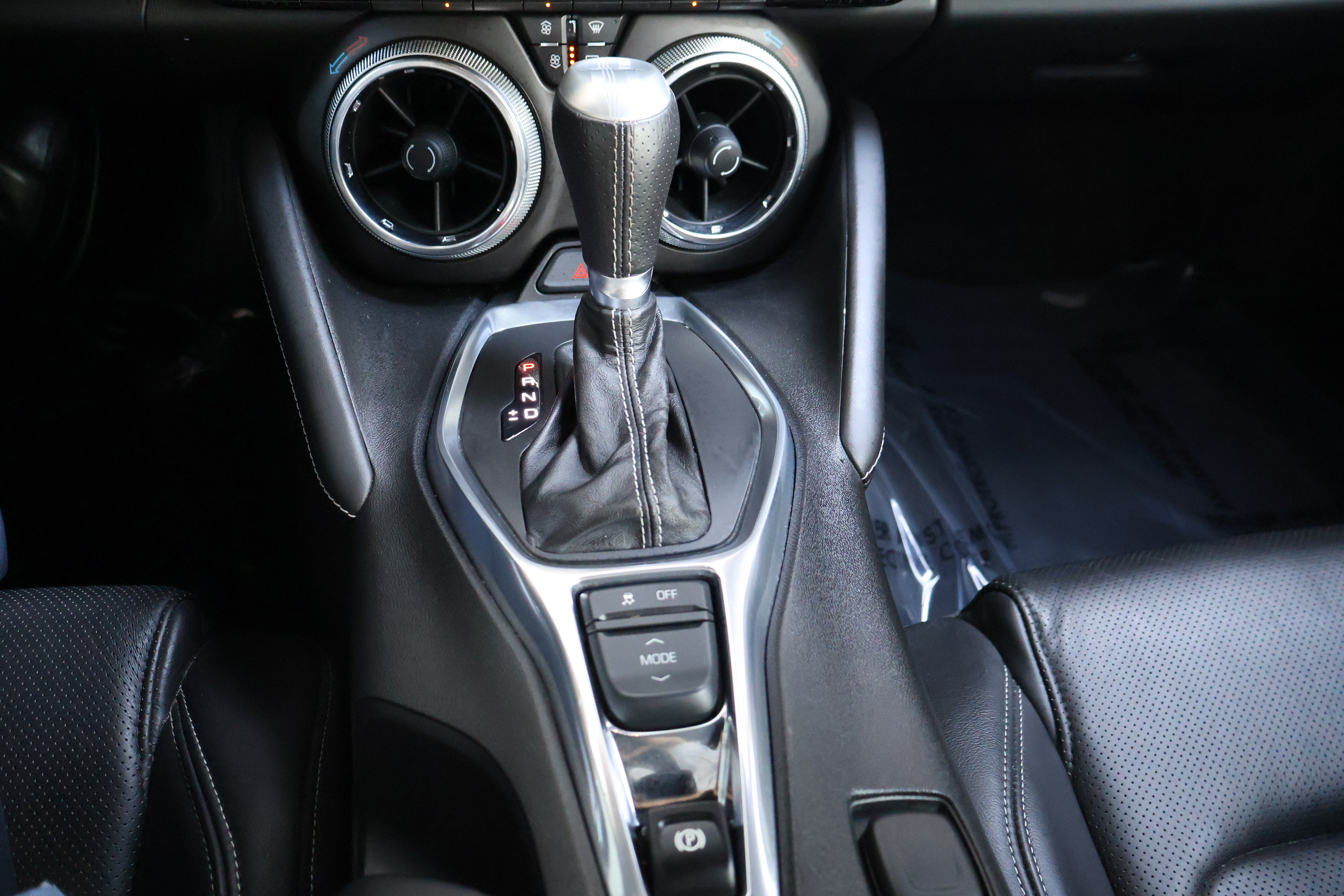 Used 2016 Chevrolet Camaro SS RWD image 28