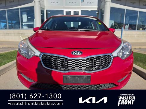 Used 2016 Kia Forte LX w/ LX Popular Plus Package image 2