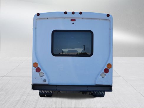 Used 2016 Ford E-450 and Econoline 450 Super Duty w/ Shuttle Bus Prep Package image 6