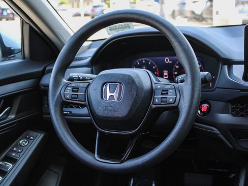 Certified 2025 Honda Accord LX image 17