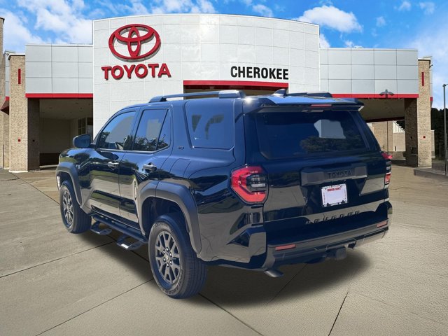 Used 2025 Toyota 4Runner SR5 RWD image 7
