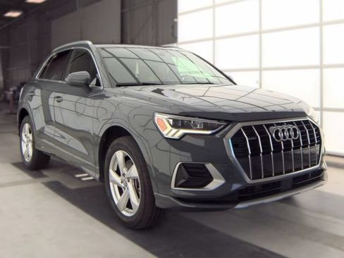 Used 2020 Audi Q3 2.0T Premium Plus AWD/4WD image 4