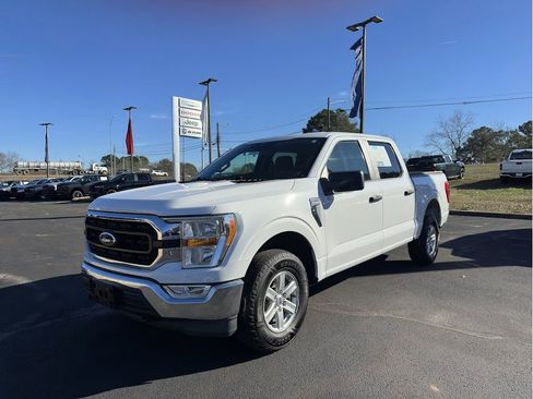Used 2021 Ford F150 XLT image 7