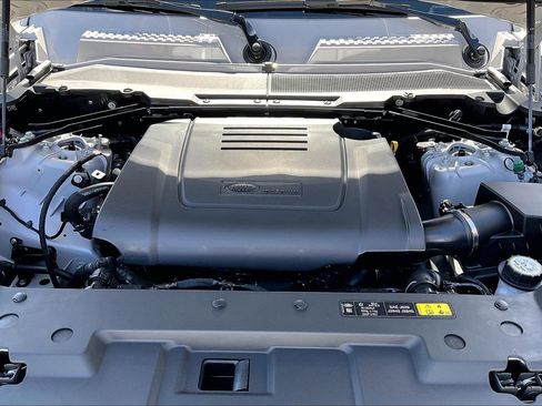 New 2026 Land Rover Defender 110 S AWD/4WD image 15