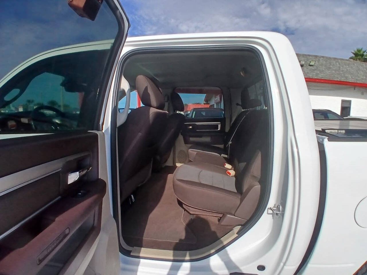 Used 2016 RAM 1500 Big Horn AWD/4WD image 13
