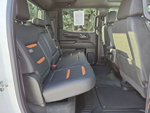 Used 2023 GMC Sierra 1500 AT4 w/ Technology Package image 39