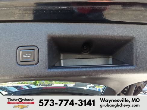 Used 2024 Chevrolet Equinox LT FWD image 33
