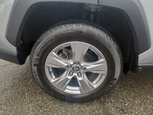 Certified 2023 Toyota RAV4 XLE w/ Convenience Package image 11