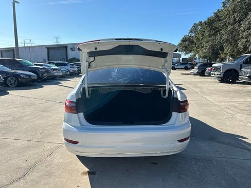 Used 2019 Volkswagen Jetta SE image 39