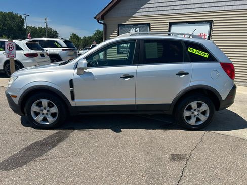 Used 2013 Chevrolet Captiva Sport LS FWD image 8