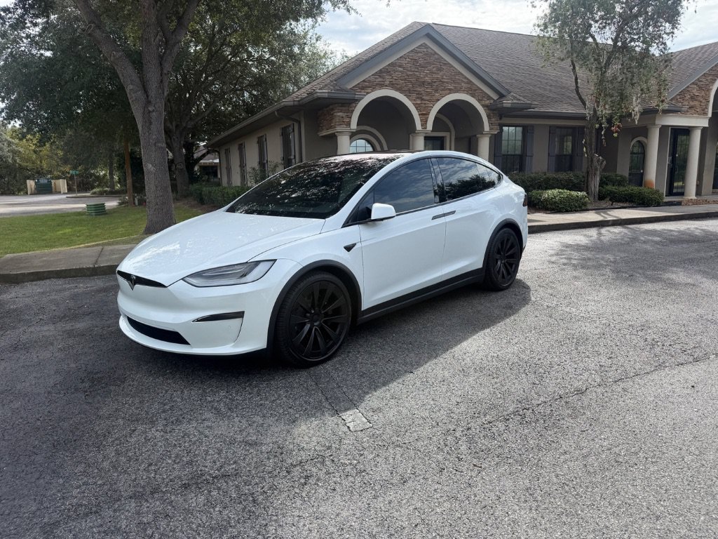 Used 2023 Tesla Model X AWD/4WD image 4
