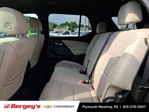 Certified 2023 Chevrolet Traverse LS AWD/4WD image 14