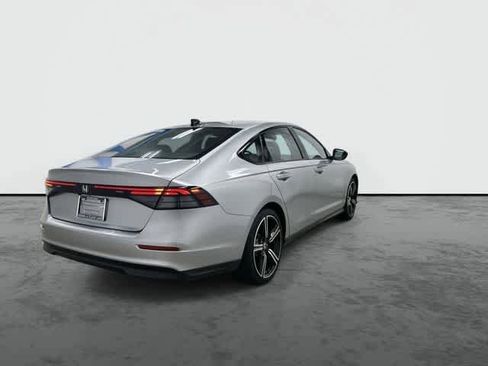 Used 2026 Honda Accord SE image 3