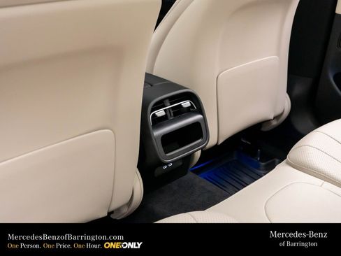 New 2026 Mercedes-Benz E 350 4MATIC Sedan image 19