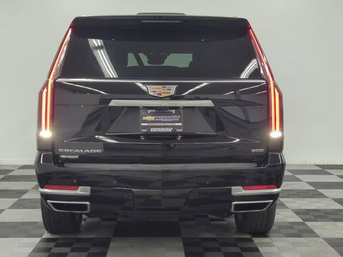 Used 2026 Cadillac Escalade Luxury w/ Touring Package AWD/4WD image 6