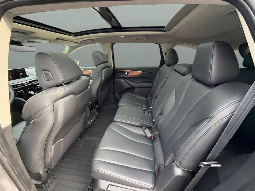 Used 2022 Acura MDX SH-AWD image 20