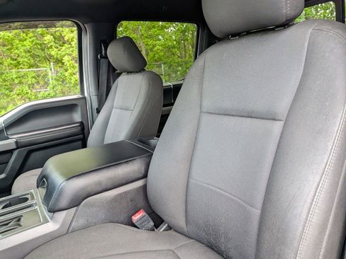 Used 2019 Ford F150 XLT w/ Equipment Group 302A Luxury AWD/4WD image 20