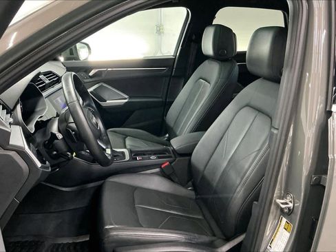 Used 2022 Audi Q3 2.0T Premium w/ Convenience Package image 27