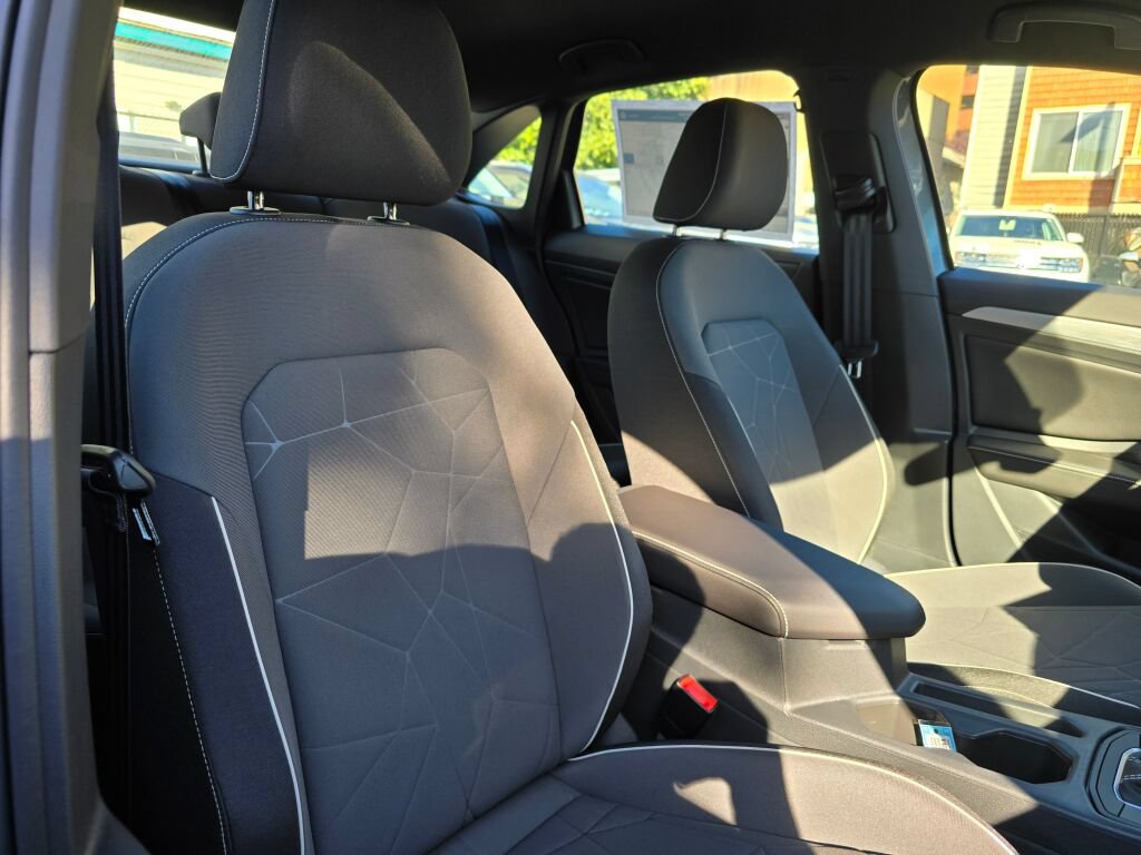 New 2027 Volkswagen Jetta Sport FWD image 11