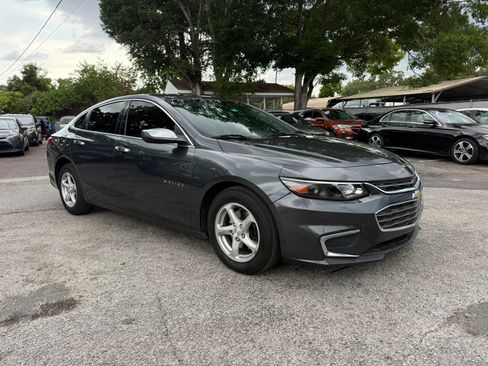 Used 2018 Chevrolet Malibu LS FWD image 5