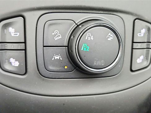 Used 2023 GMC Terrain SLT w/ Elevation Edition AWD/4WD image 27