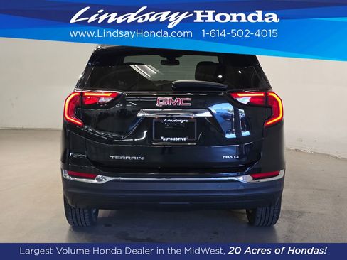 Used 2018 GMC Terrain SLT w/ Preferred Package AWD/4WD image 6