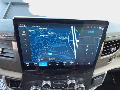 Used 2024 Ford Expedition Limited image 23