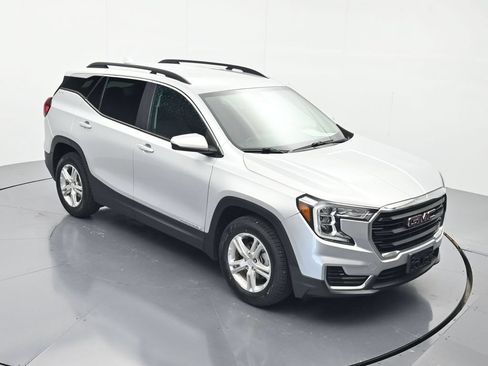 Used 2022 GMC Terrain SLE w/ Driver Convenience Package FWD image 29