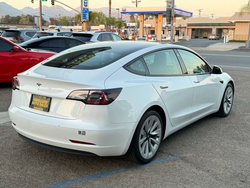 Used 2021 Tesla Model 3 Standard Range Plus image 37