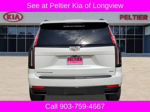 Used 2021 Cadillac Escalade Sport Platinum w/ Heavy-Duty Trailer Package AWD/4WD image 5
