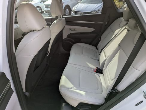 Used 2023 Hyundai Tucson SEL w/ Convenience Package image 7