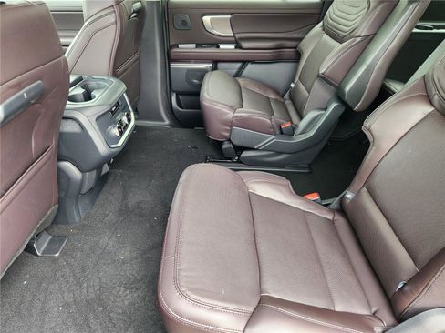 New 2025 Ford Expedition Max Platinum w/ Platinum Ultimate Package image 21