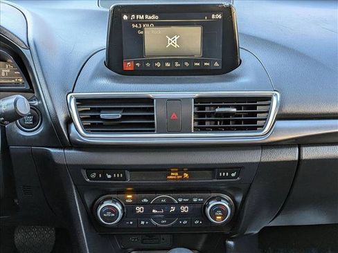 Used 2018 MAZDA MAZDA3 Grand Touring w/ Premium Equipment Package image 15