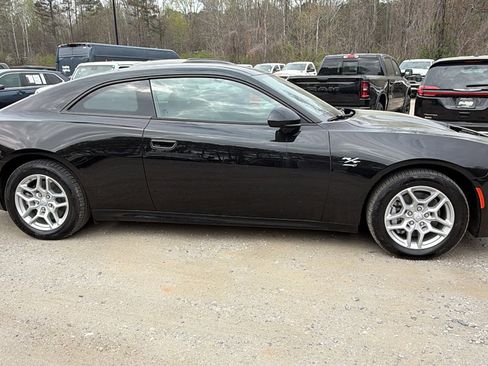 Used 2025 Dodge Charger R/T w/ Quick Order Package 25M R/T image 7