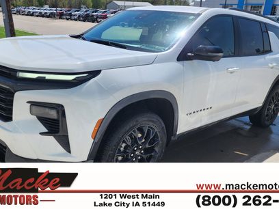 Used 2024 Chevrolet Traverse LT w/ Midnight/Sport Edition