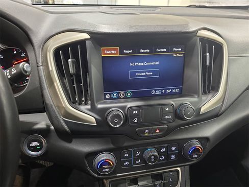 Used 2024 GMC Terrain Denali image 22